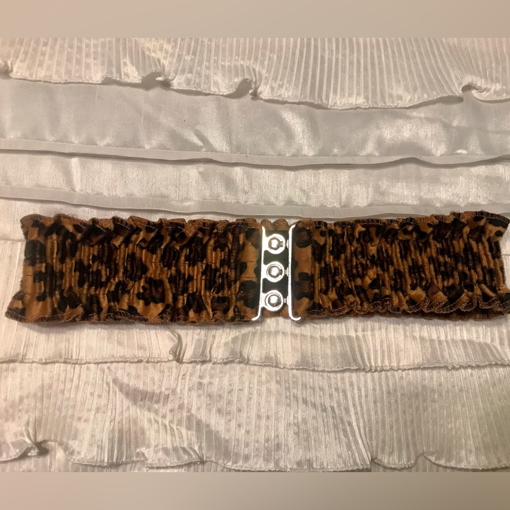 LEOPARD WAIST BELT